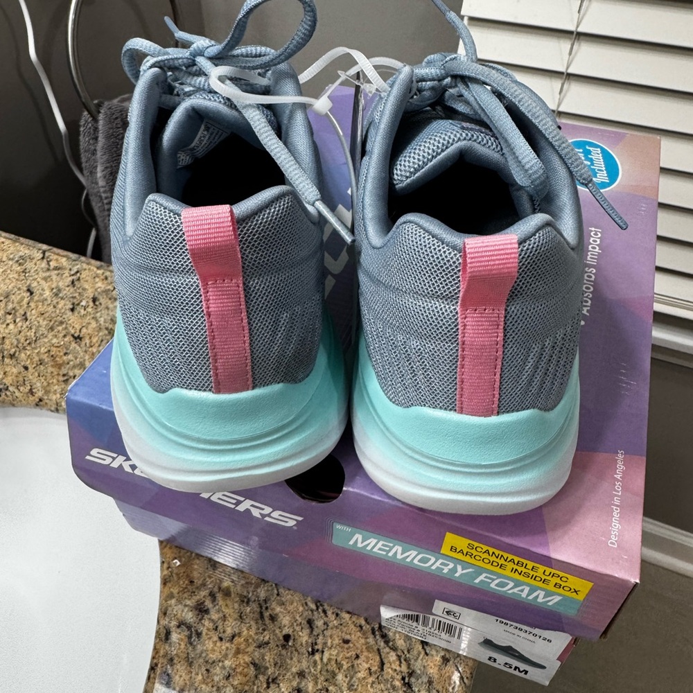 👟🆕Skechers Women's Lite Foam Sneakers, Size 8.5👟 - Picture 4 of 11